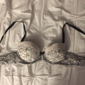 Victoria’s Secret Dream Angels bra